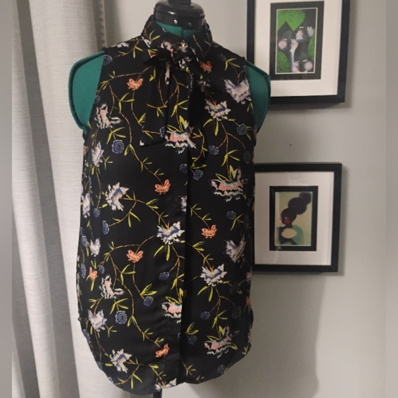 H&M Tops - H&M Black Floral Sleeveless Self-Tie Blouse Sz 10